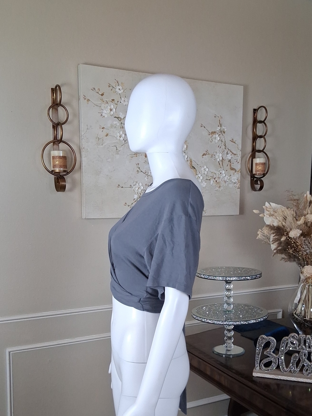 Victoria's Secret Women’s Gray Twist-Front Crop Top Short Sleeves Medium - Picture 13 of 16